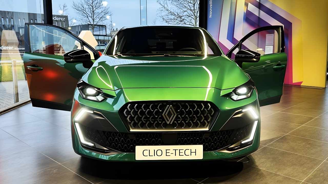 Renault Clio 2026 : premier regard sur son facelift, design extérieur affiné et intérieur modernisé